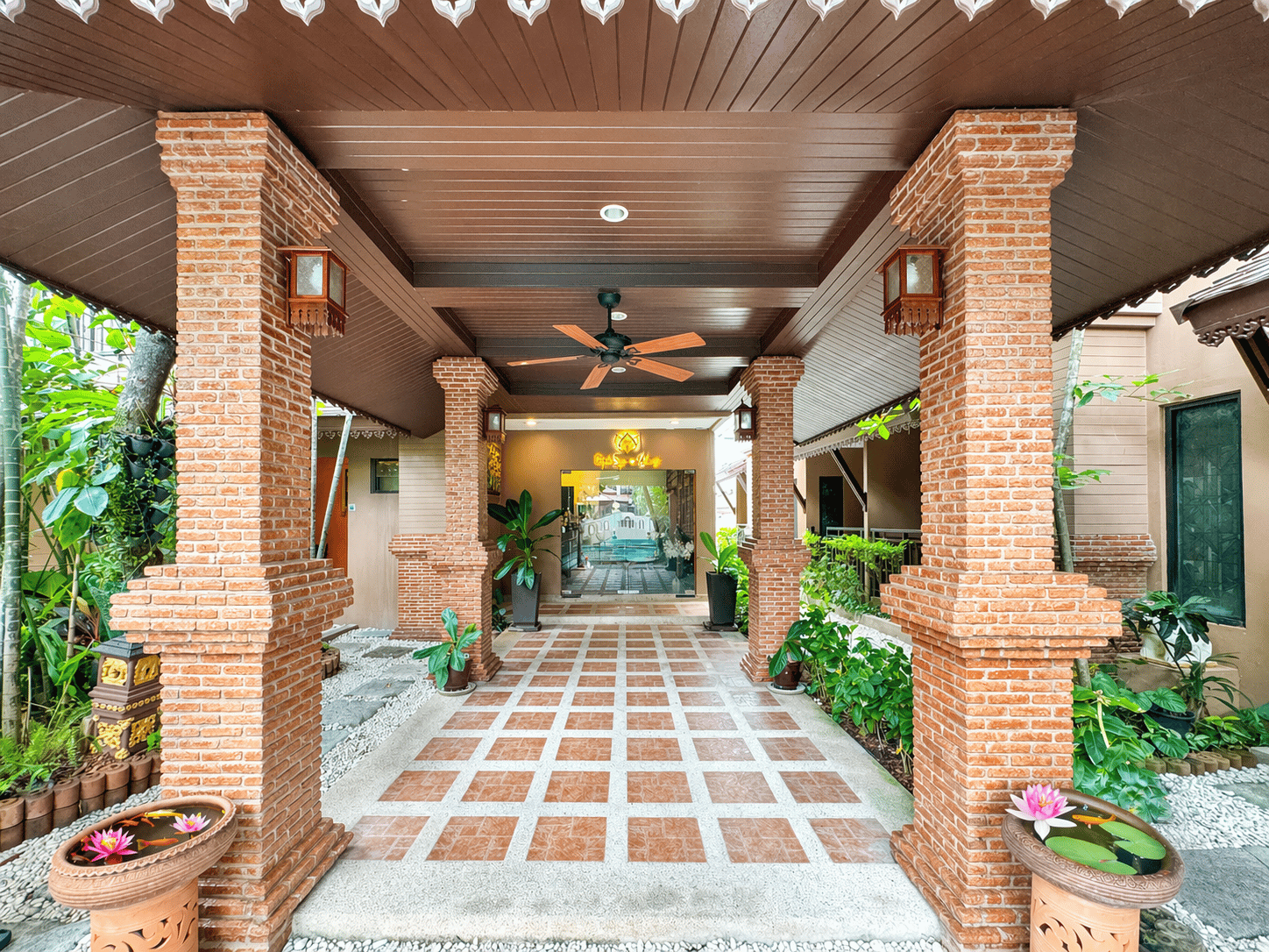 Facilities & Services